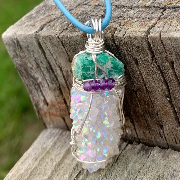 Raw Emerald, Angel Aura, Amethyst Bead Necklace - Picture 12 of 16